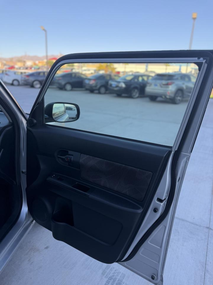 Scion xB  2013