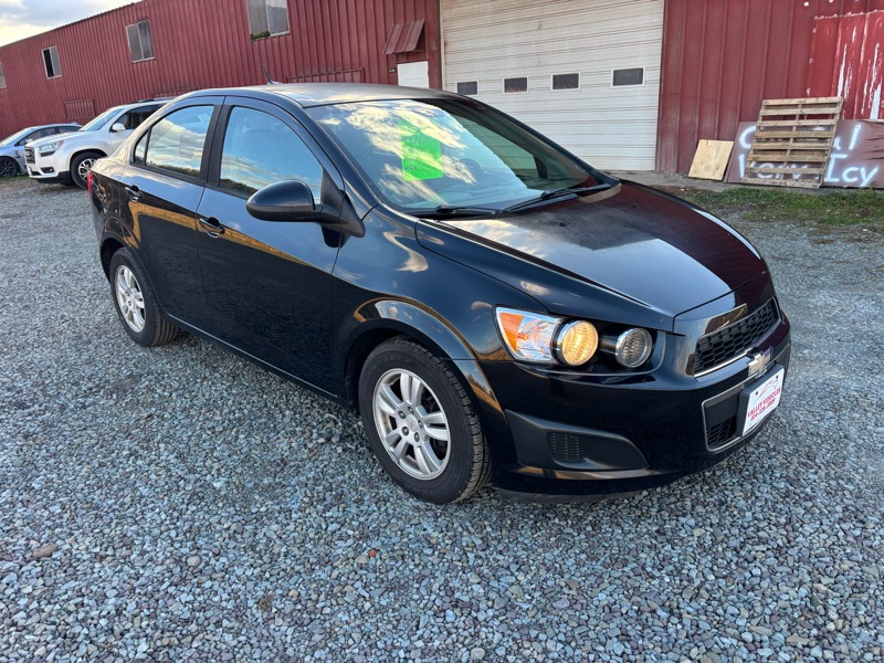 Chevrolet Sonic 2LS Sedan 2012 Chevrolet Sonic 2LS Sedan 2012