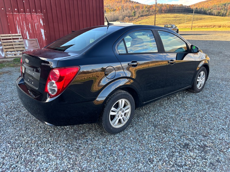 Chevrolet Sonic 2LS Sedan 2012 Chevrolet Sonic 2LS Sedan 2012