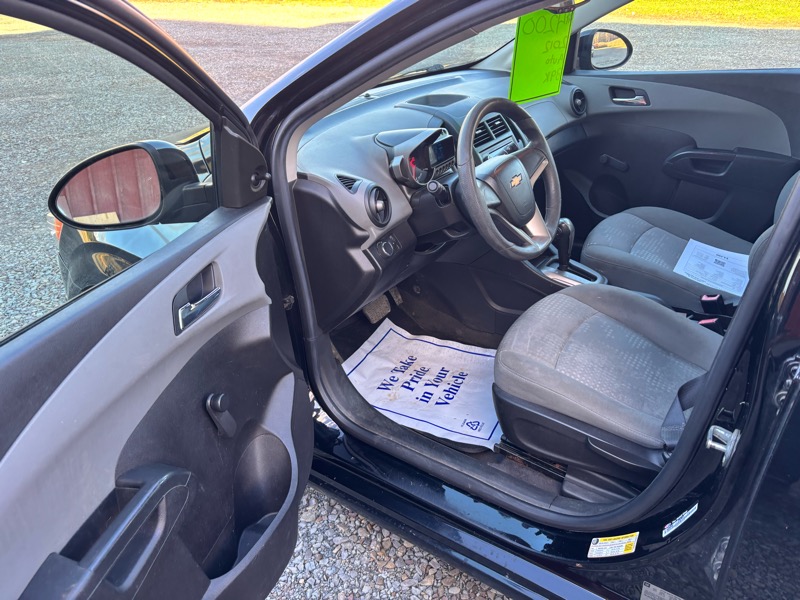 Chevrolet Sonic 2LS Sedan 2012 Chevrolet Sonic 2LS Sedan 2012