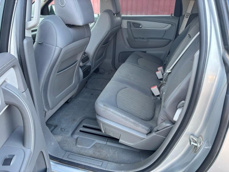 Chevrolet Traverse LS FWD w/PDC 2013