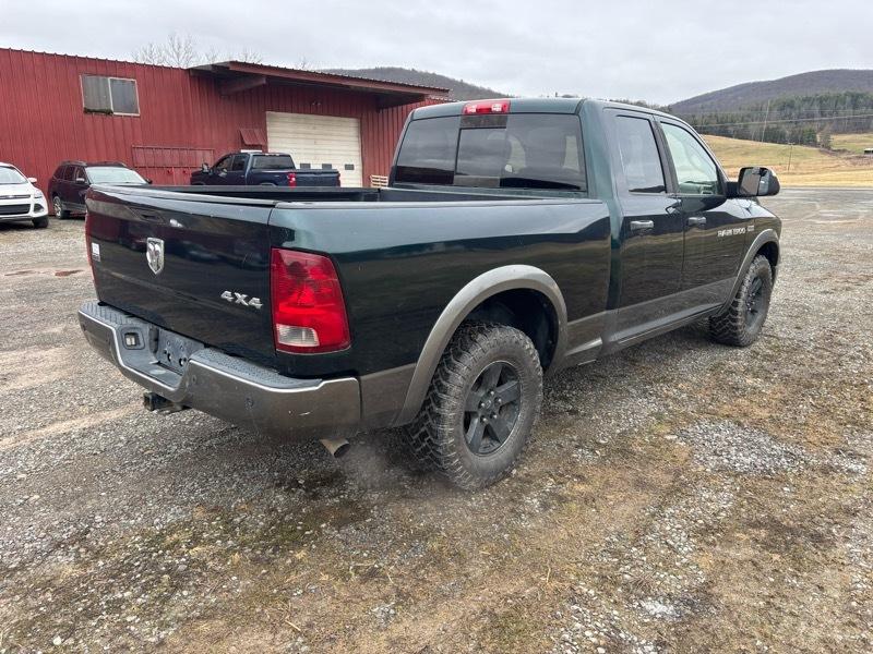 RAM 1500 SLT Quad Cab 4WD 2011