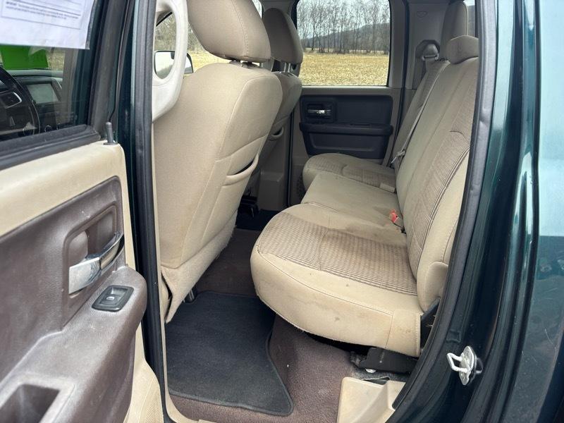 RAM 1500 SLT Quad Cab 4WD 2011