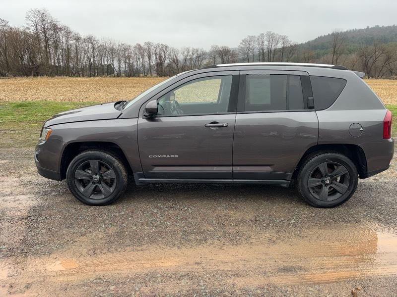 Jeep Compass Latitude FWD 2016