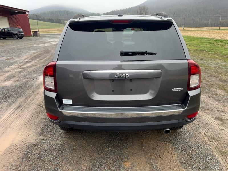 Jeep Compass Latitude FWD 2016