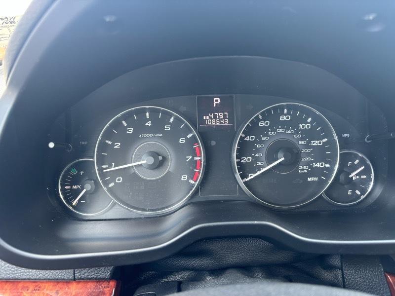 Subaru Outback 2.5i Limited 2012