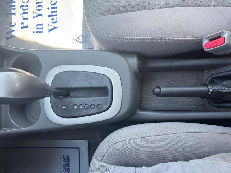 Saturn ION Sedan 2 w/Auto 2006