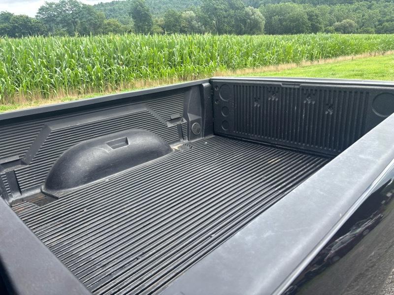 RAM 1500 Tradesman Quad Cab 4WD 2015