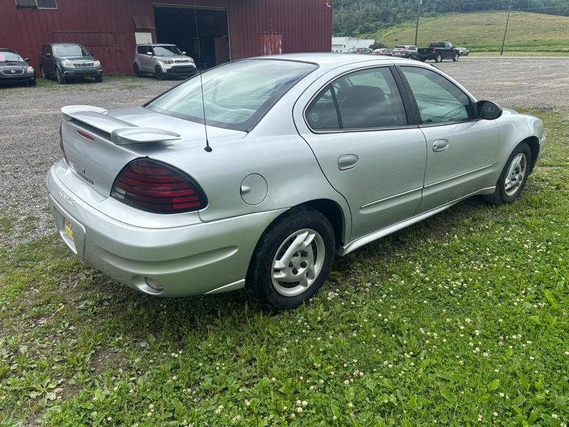Pontiac Grand Am SE1 sedan 2004