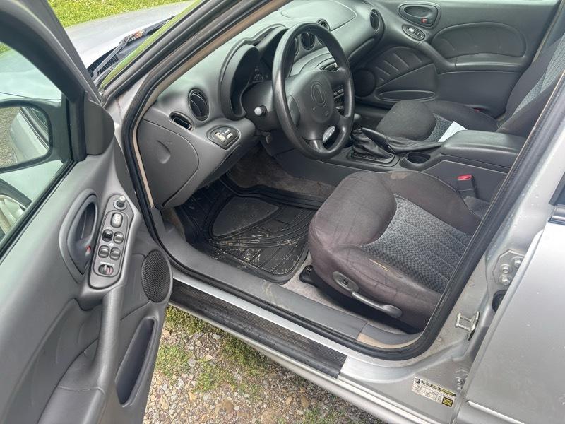 Pontiac Grand Am SE1 sedan 2004
