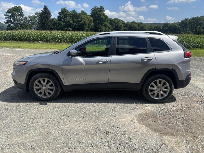 Jeep Cherokee Limited FWD 2016
