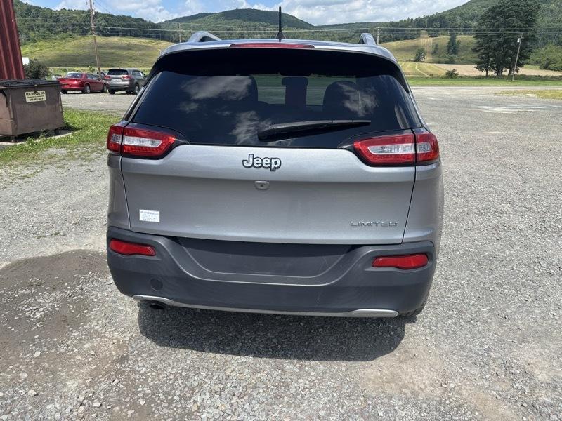 Jeep Cherokee Limited FWD 2016