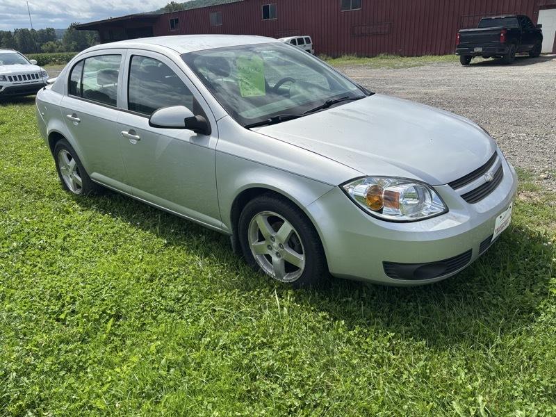 Chevrolet Cobalt LS Sedan 2005