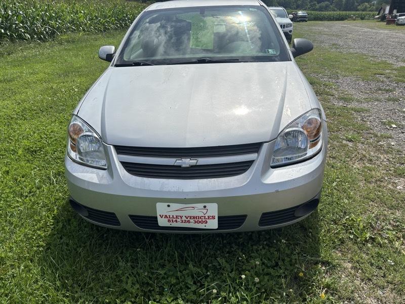 Chevrolet Cobalt LS Sedan 2005