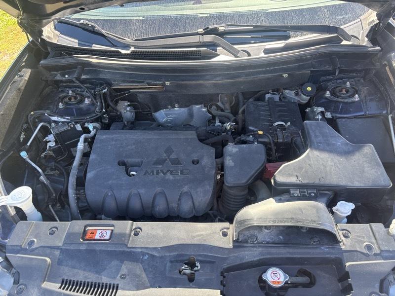 Mitsubishi Outlander SE AWD 2016