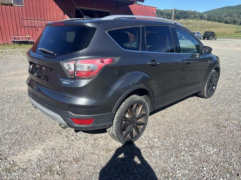 Ford Escape Titanium 4WD 2017