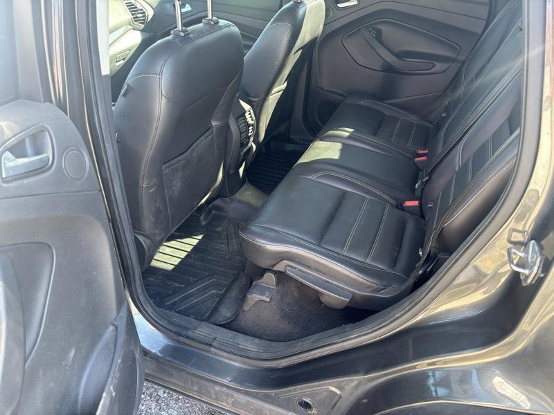 Ford Escape Titanium 4WD 2017