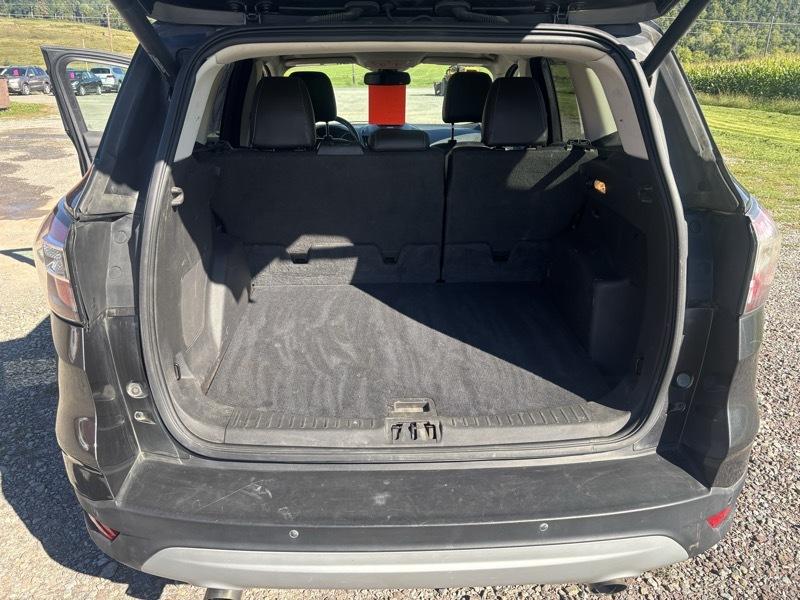 Ford Escape Titanium 4WD 2017
