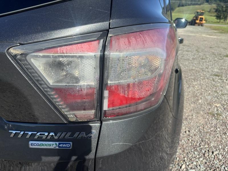 Ford Escape Titanium 4WD 2017