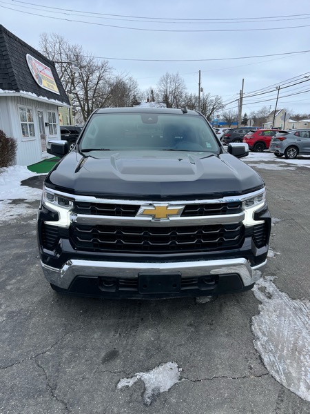 Chevrolet Silverado 1500 LT Crew Cab 4WD 2023
