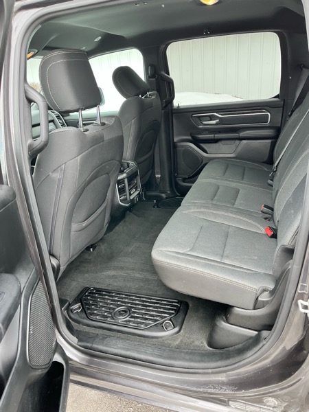 RAM 1500 Big Horn Crew Cab SWB 4WD 2020