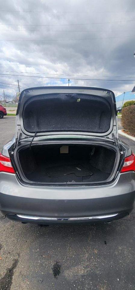 Chrysler 200 4dr Sdn Limited 2013
