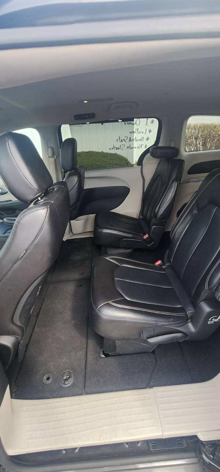 Chrysler Pacifica Touring L FWD 2023