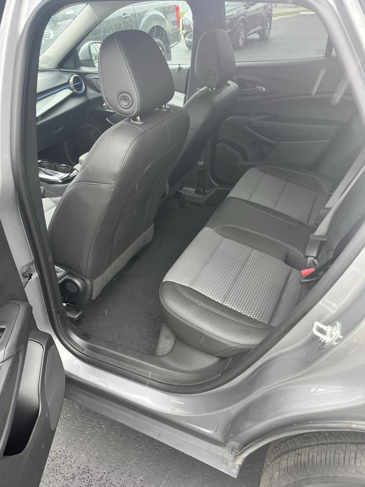 Chevrolet Trax FWD 4dr LT 2025