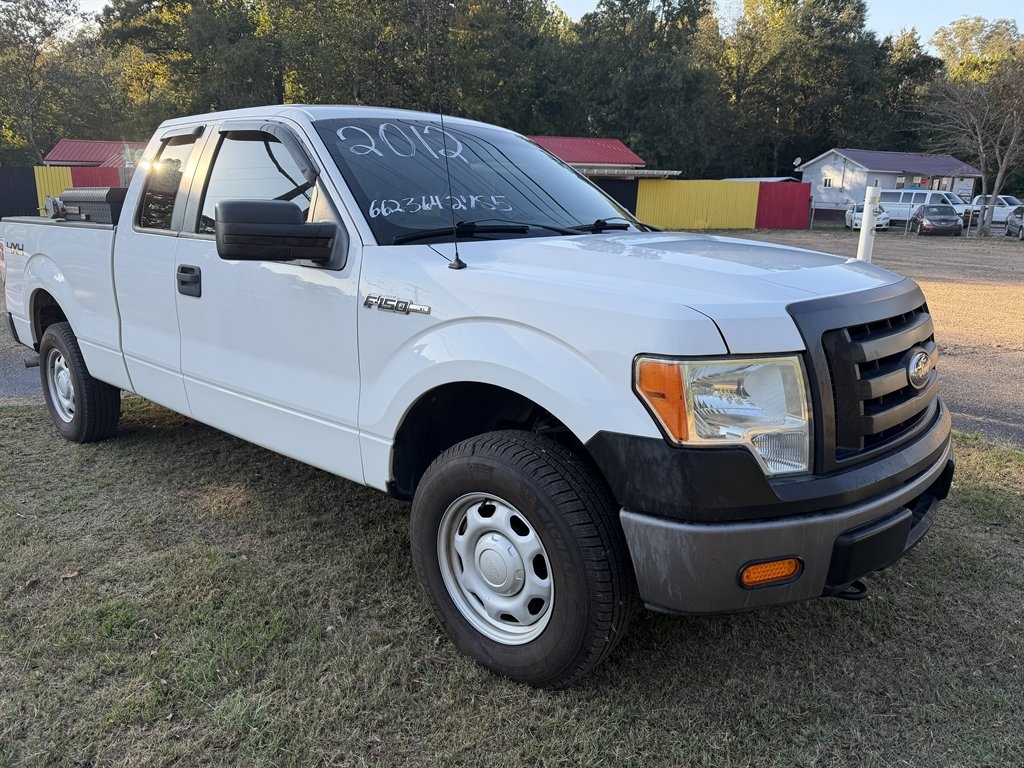 2012 Ford F-150 XL SuperCab 8-ft. Bed 4WD