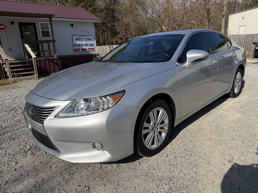 Lexus ES 350 Sedan 2014