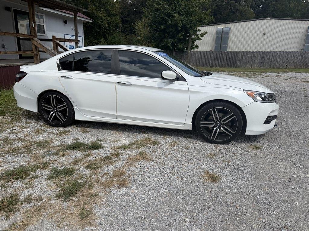 Honda Accord Sedan Sport CVT 2017