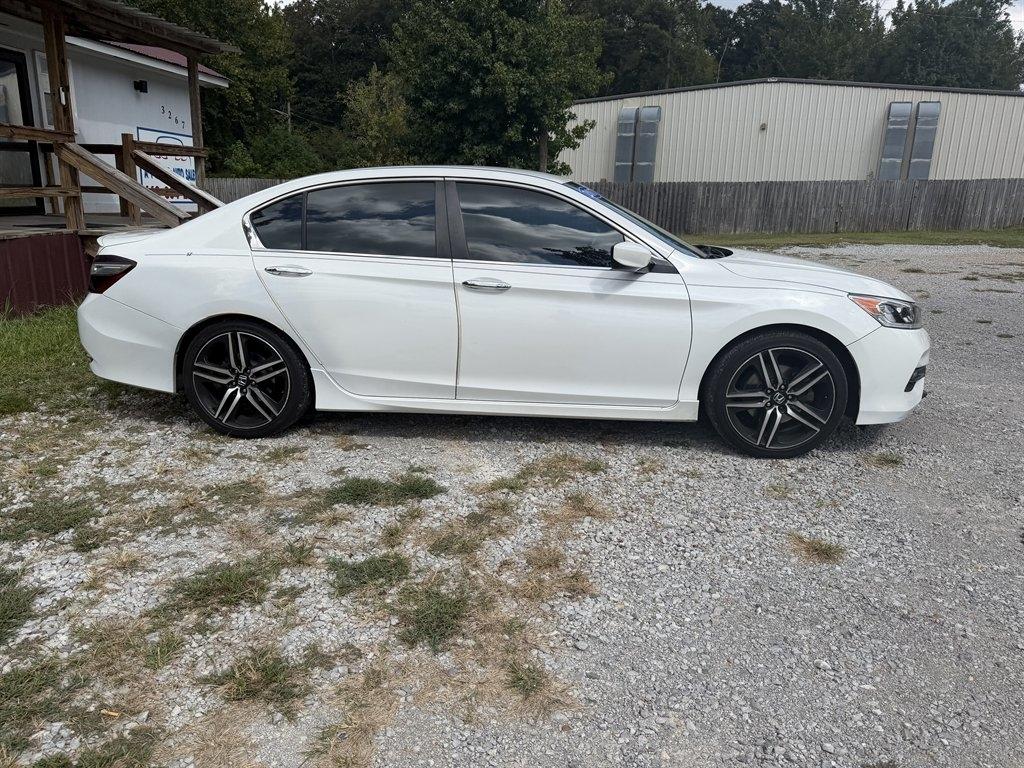 Honda Accord Sedan Sport CVT 2017