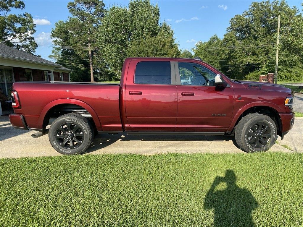 RAM 2500 Laramie 4x4 Crew Cab 6'4" Box 2021