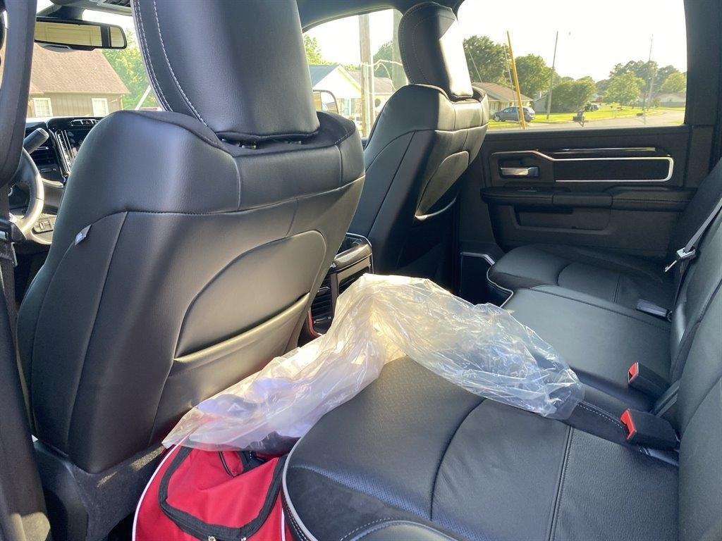 RAM 2500 Laramie 4x4 Crew Cab 6'4" Box 2021