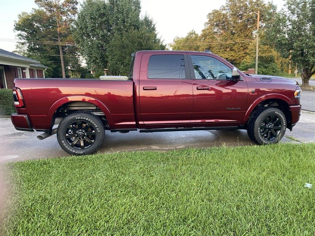 RAM 2500 Laramie 4x4 Crew Cab 6'4" Box 2021