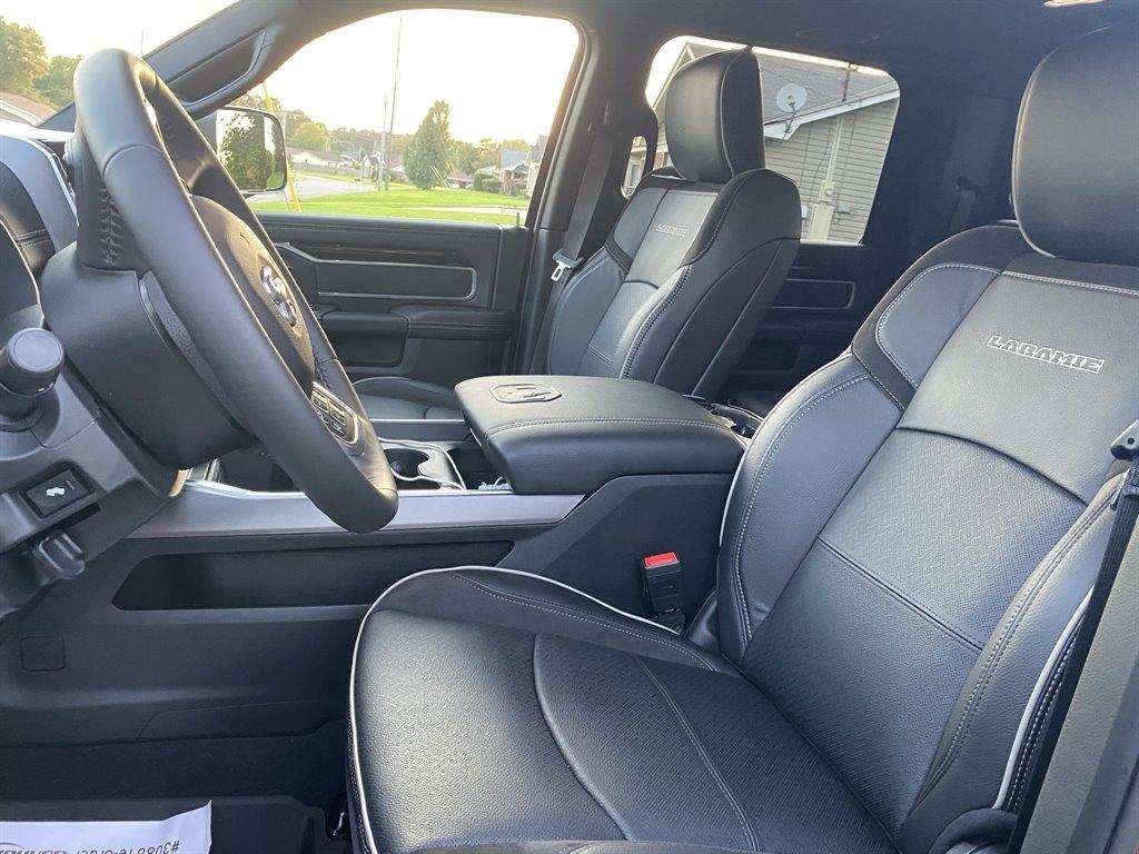 RAM 2500 Laramie 4x4 Crew Cab 6'4" Box 2021