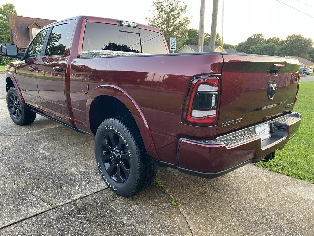 RAM 2500 Laramie 4x4 Crew Cab 6'4" Box 2021