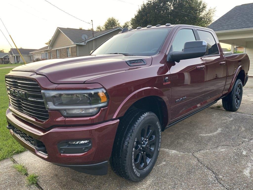 RAM 2500 Laramie 4x4 Crew Cab 6'4" Box 2021