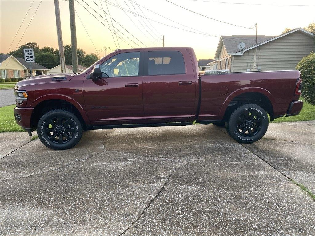 RAM 2500 Laramie 4x4 Crew Cab 6'4" Box 2021