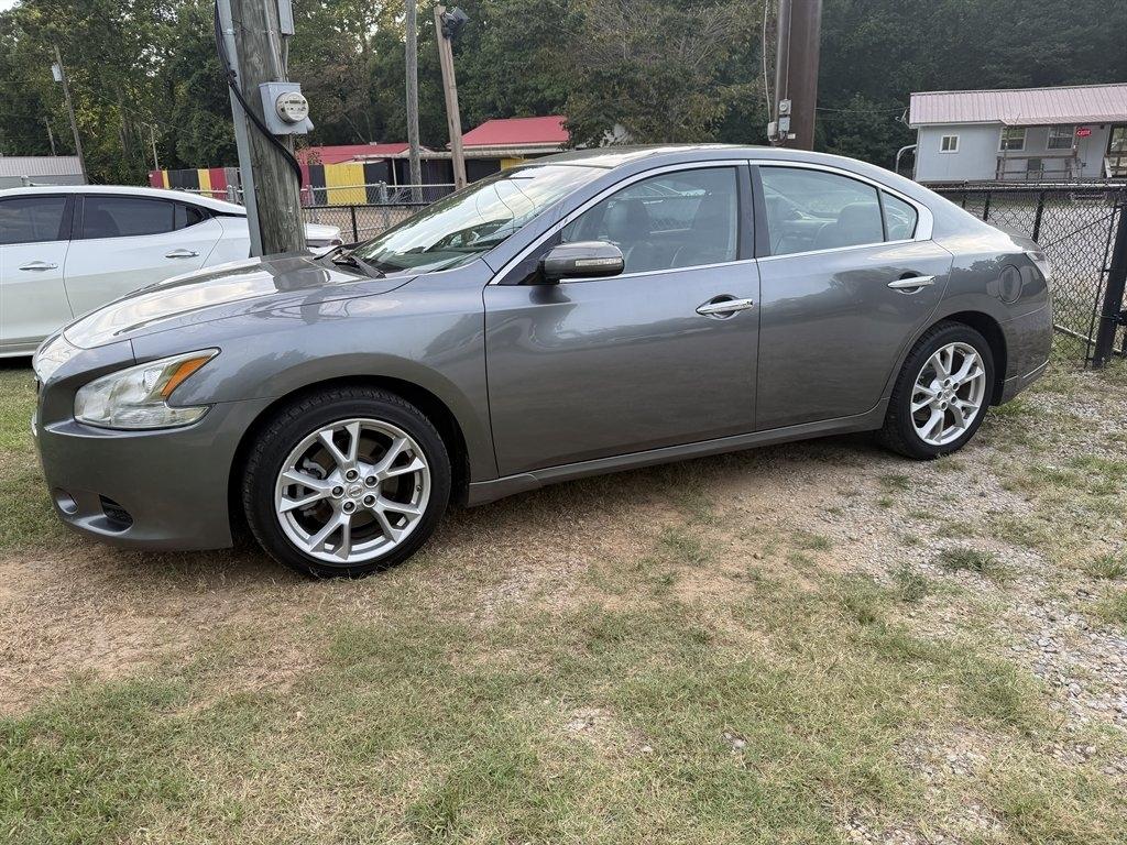 Nissan Maxima 4dr Sdn 3.5 SV 2014