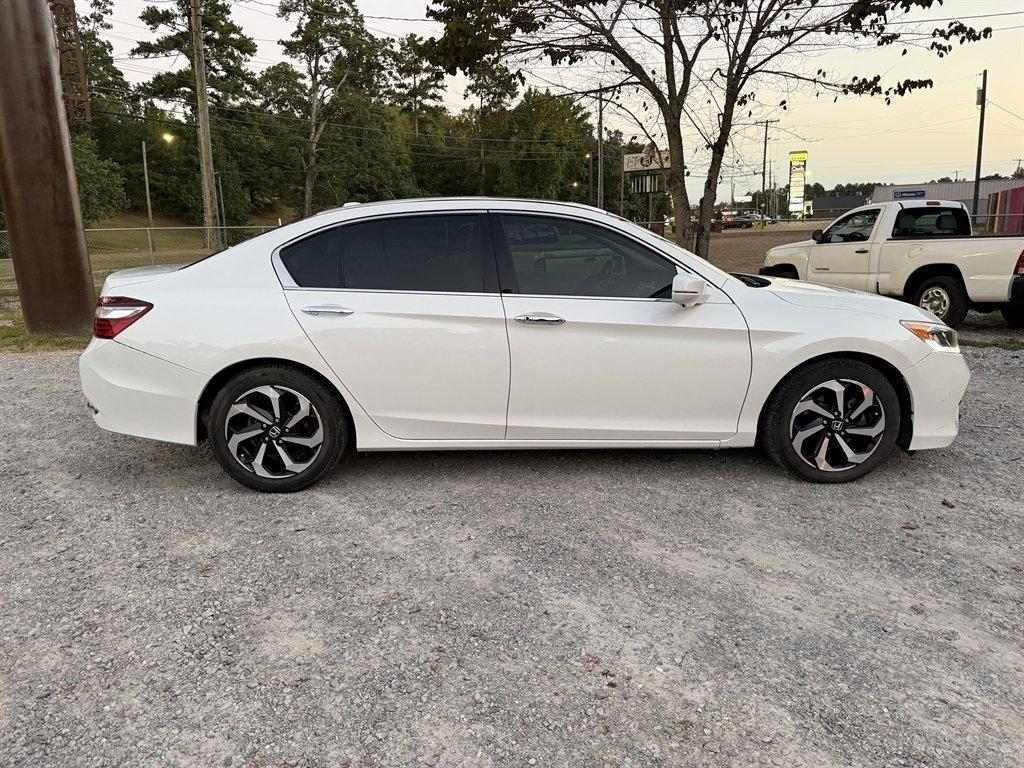 Honda Accord Sedan EX-L V6 Auto w/Navi & Honda Sensing 2017