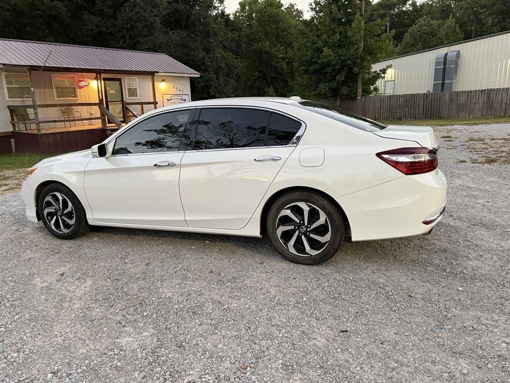 Honda Accord Sedan EX-L V6 Auto w/Navi & Honda Sensing 2017