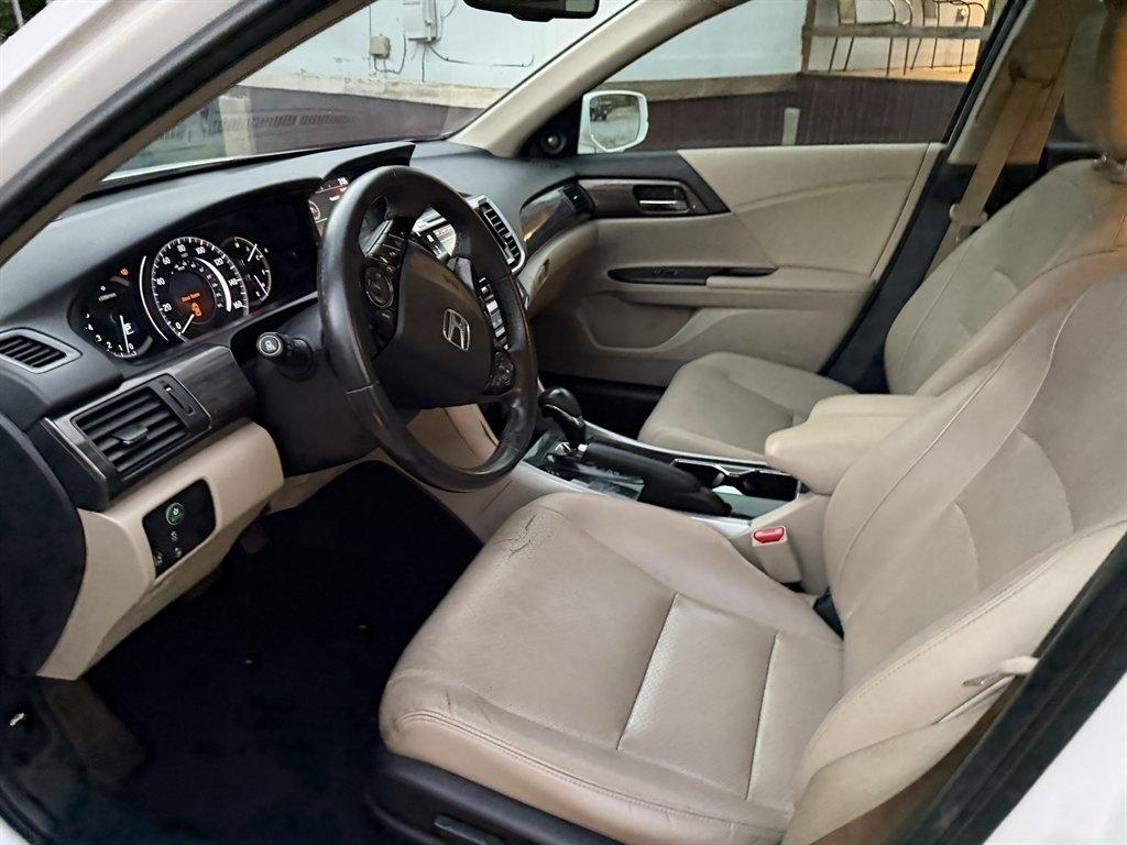 Honda Accord Sedan EX-L V6 Auto w/Navi & Honda Sensing 2017