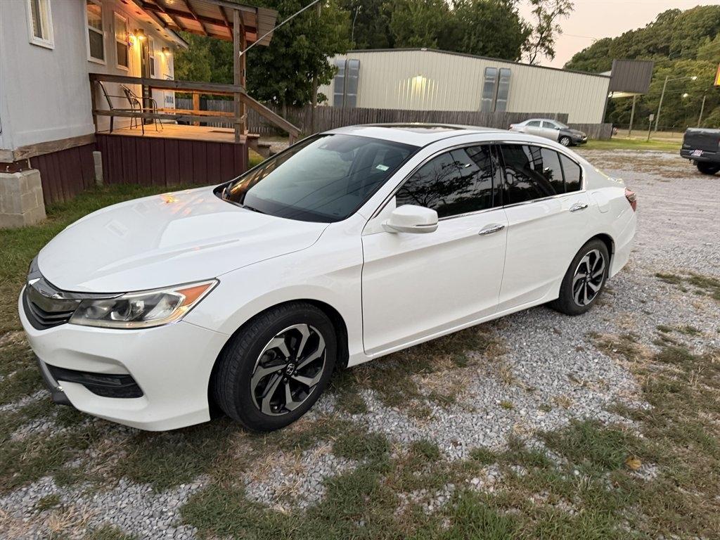 Honda Accord Sedan EX-L V6 Auto w/Navi & Honda Sensing 2017