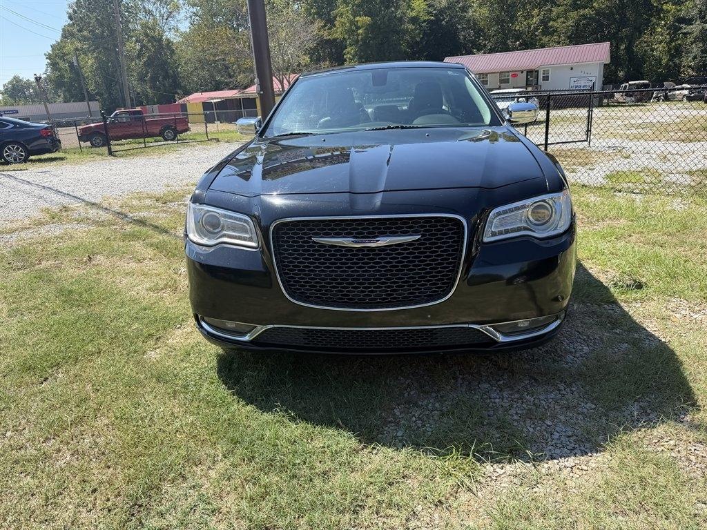 Chrysler 300 Limited RWD 2019