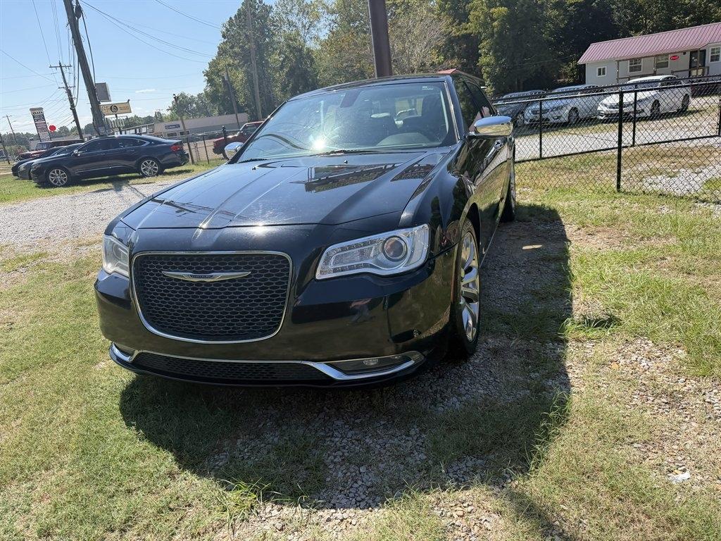 Chrysler 300 Limited RWD 2019