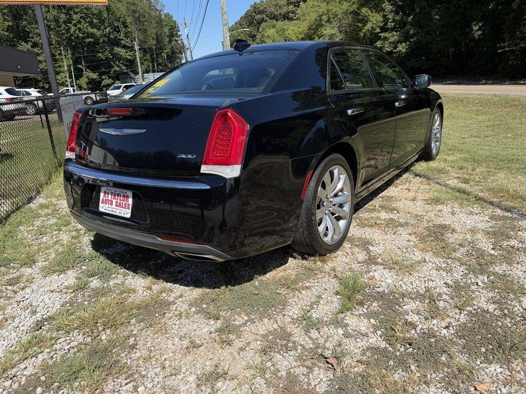 Chrysler 300 Limited RWD 2019