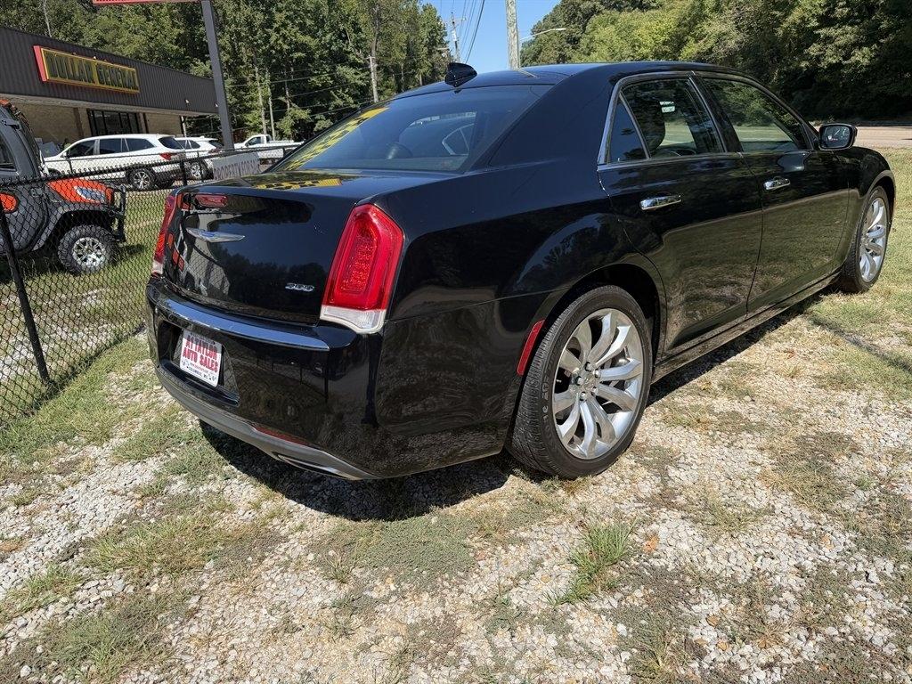 Chrysler 300 Limited RWD 2019