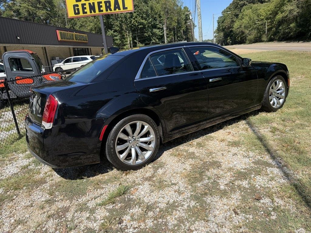 Chrysler 300 Limited RWD 2019
