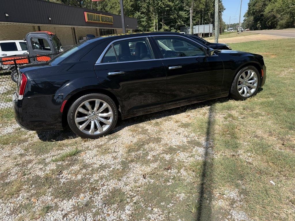 Chrysler 300 Limited RWD 2019